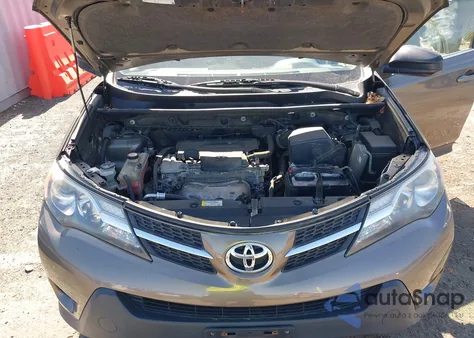 2015 Toyota Rav4 Le z USA, uszkodzony, nr VIN JTMBFREV0FD174829